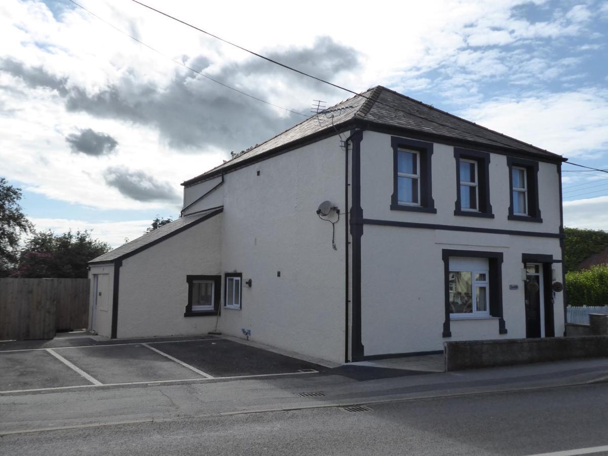 Gwynedd House Flat 1 Apartment Pentraeth Exterior photo